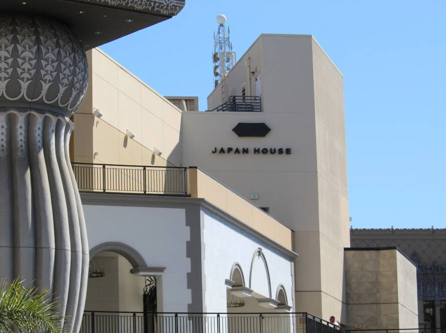 Modern retail building with glass facade and open layout, inspired by IKEA’s strategic design and customer-centric architecture