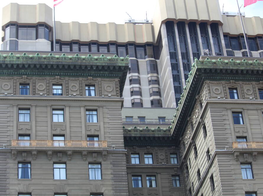 Historic building facade with classic and modern elements, symbolising strategic foundations and growth for SMEs featured in this newsletter.